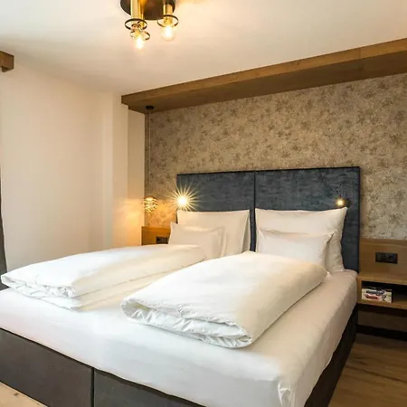 Adlhof Apartments Brunico Exterior photo