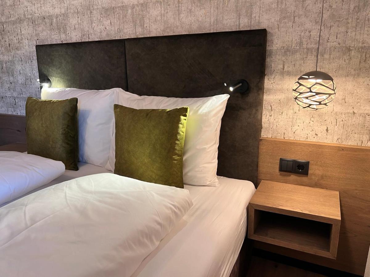 Adlhof Appartement *